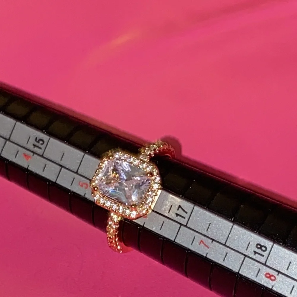 Gold Rhinestone Ring - Picture 5 of 5